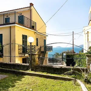 https://byrons-apartments-garden.hotelitalianriviera.com